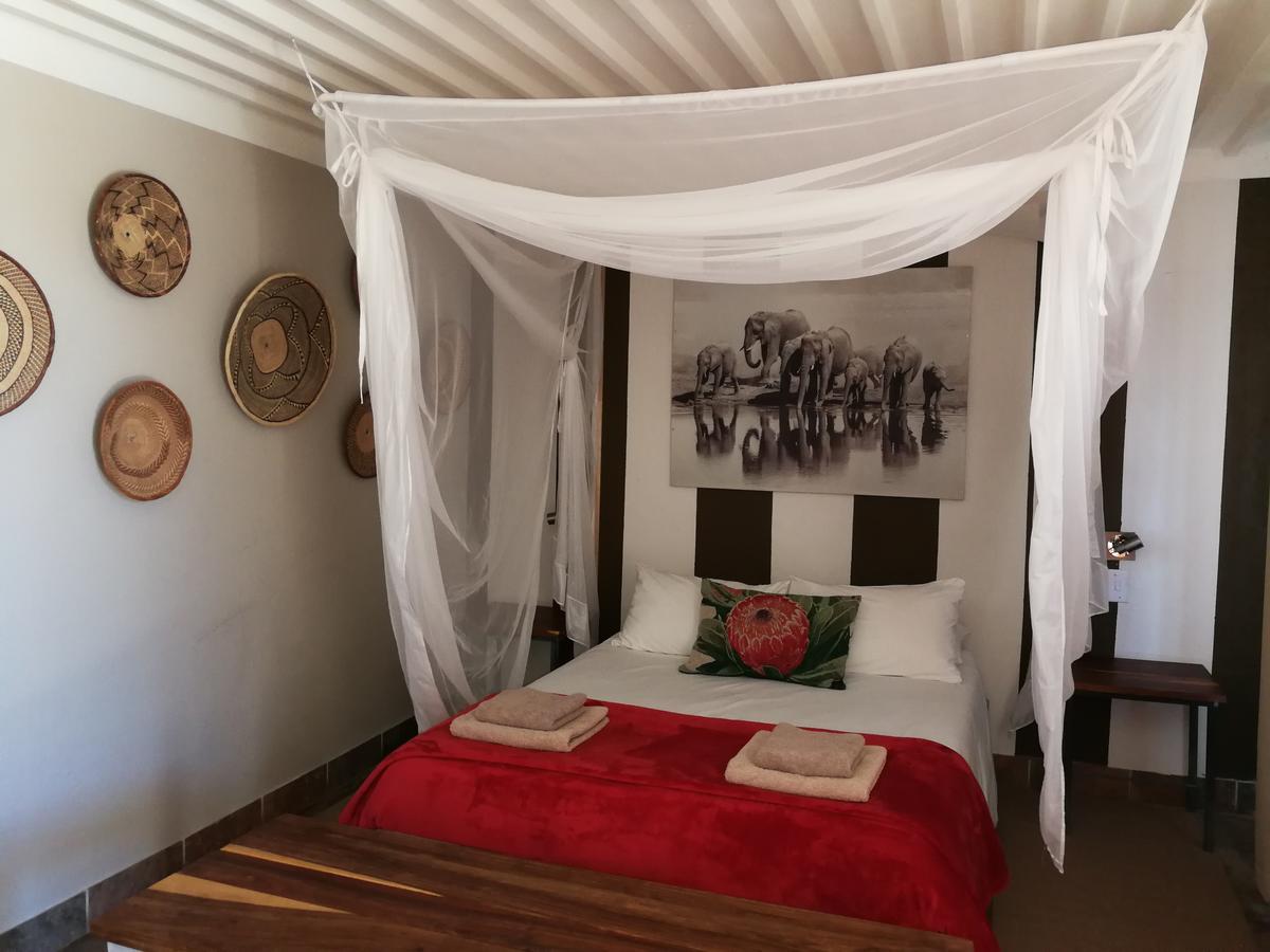 Etotongwe Lodge Outjo Exterior photo